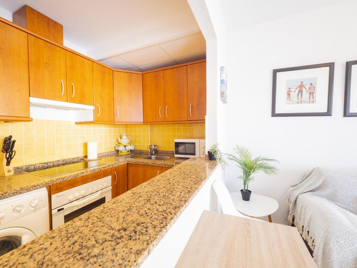 Cubo'S Beach Apartment Torrox Costa Exterior photo